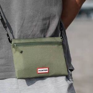 Hunter x Eva Air Olive Green Toiletry Bag Cosmetic Pouch